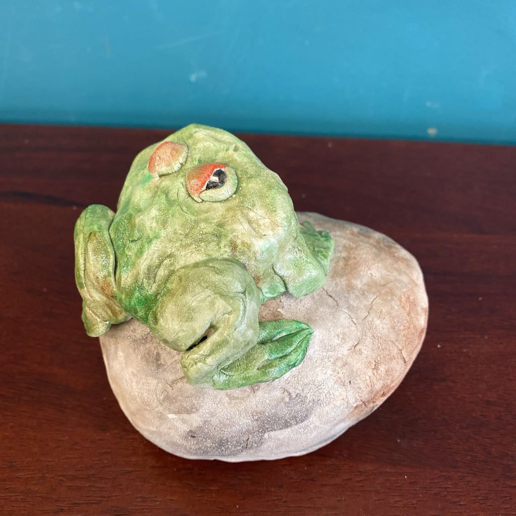 Signed CHRIS Whimsical Ceramic Frog UNIQUE FINDS