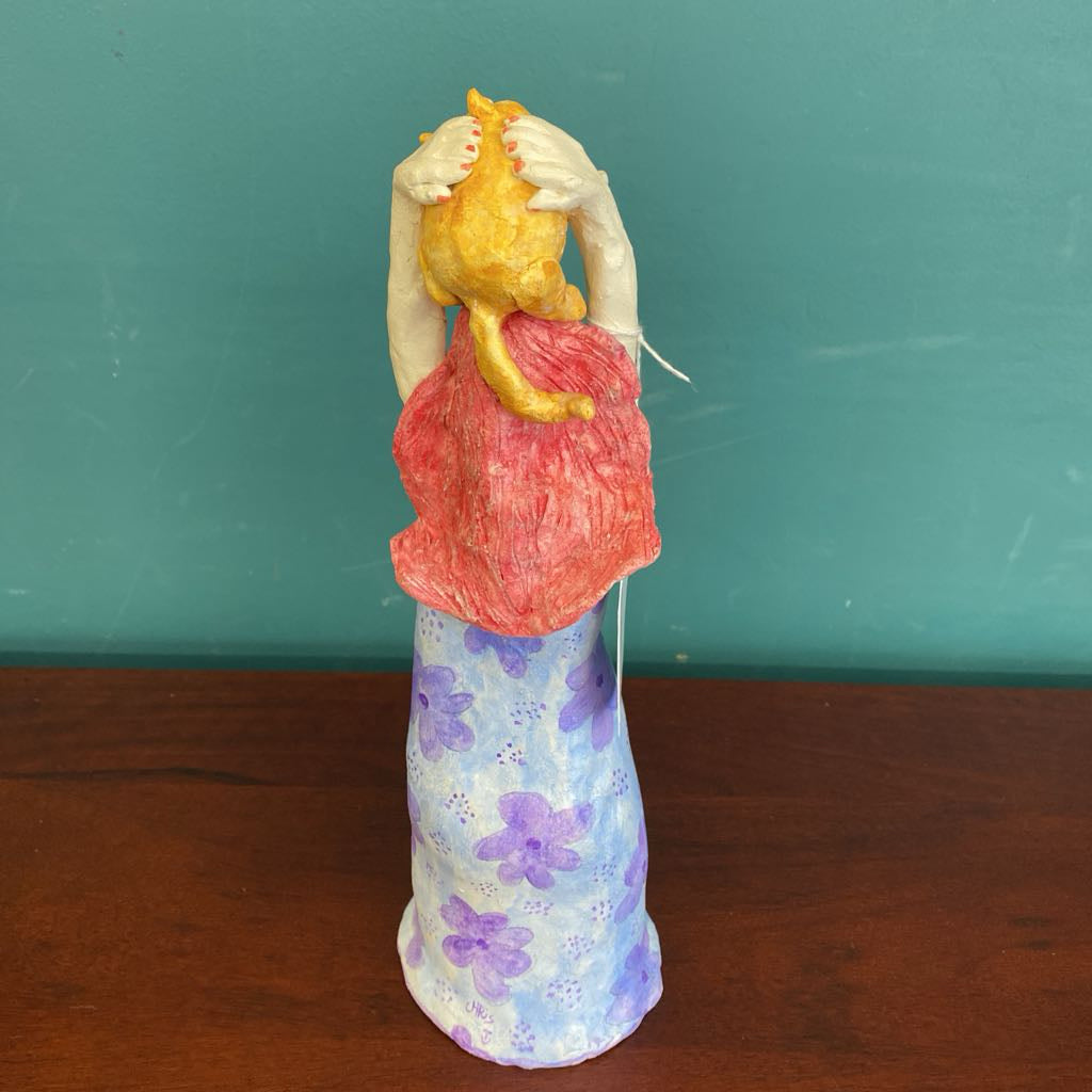 Ceramic Lady w/Pudgy Cat SMALLS