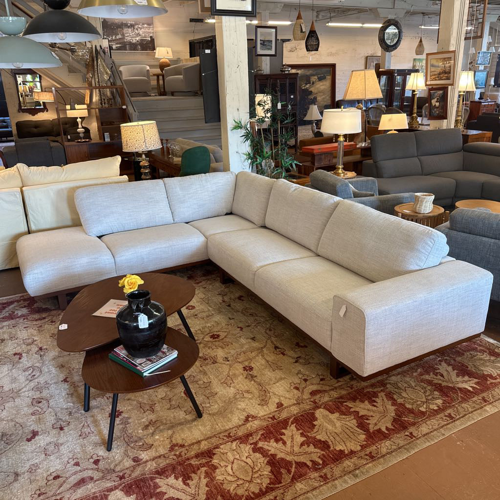 Gedser Cream LAF Sectional U SECTIONALS LAF