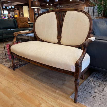 Vintage Oval Back Settee with White Textured Fabric
