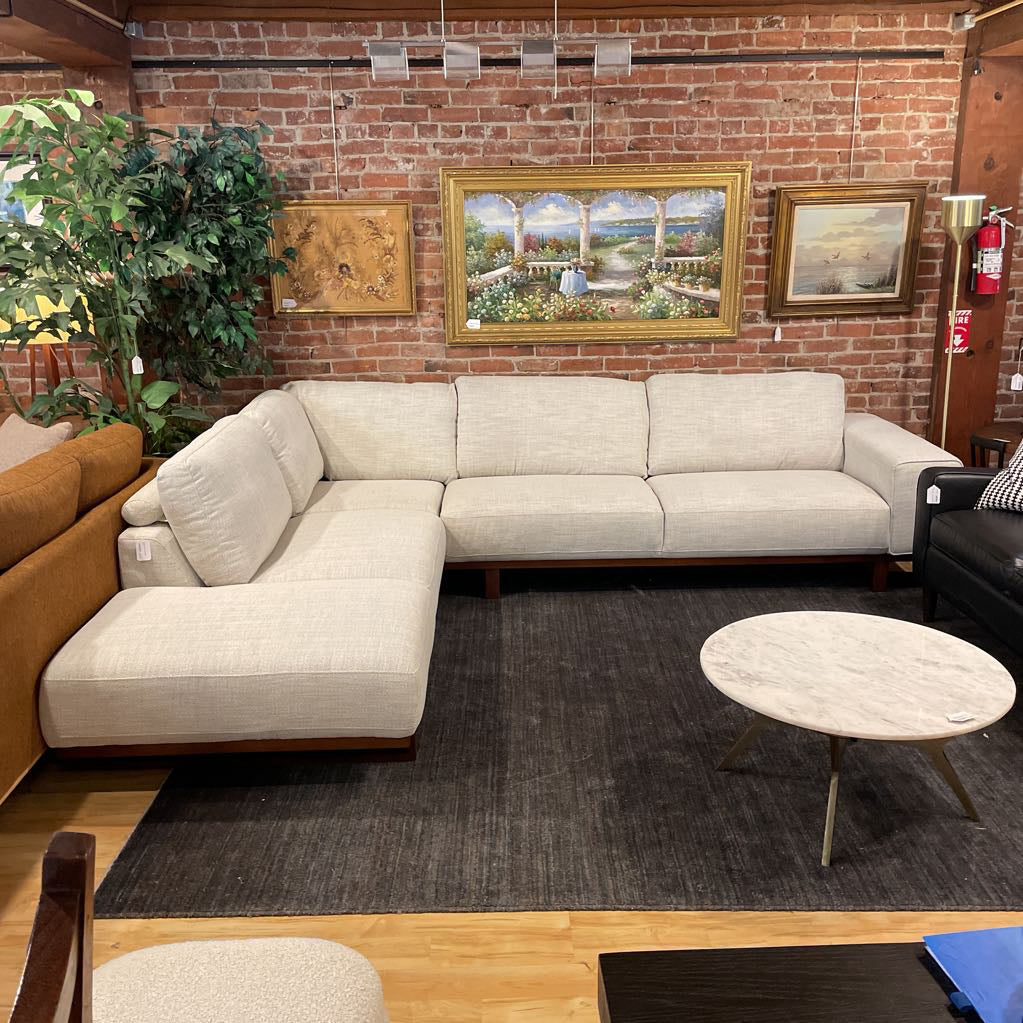 Gedser Cream LAF Sectional U SECTIONALS LAF