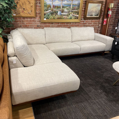 Gedser Cream LAF Sectional U SECTIONALS LAF