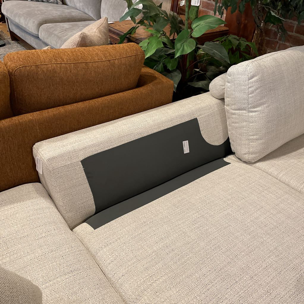 Gedser Cream LAF Sectional U SECTIONALS LAF