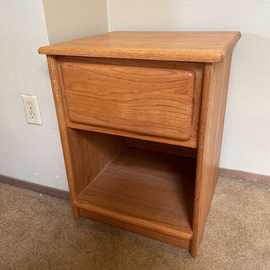 Oak 1 Drawer Open Nightstand C NIGHTSTANDS