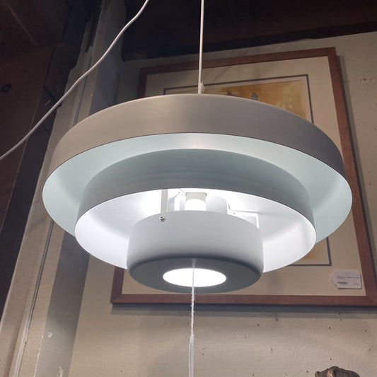 Metal Tiered Swag Light LAMPS