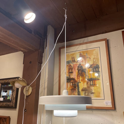 Metal Tiered Swag Light