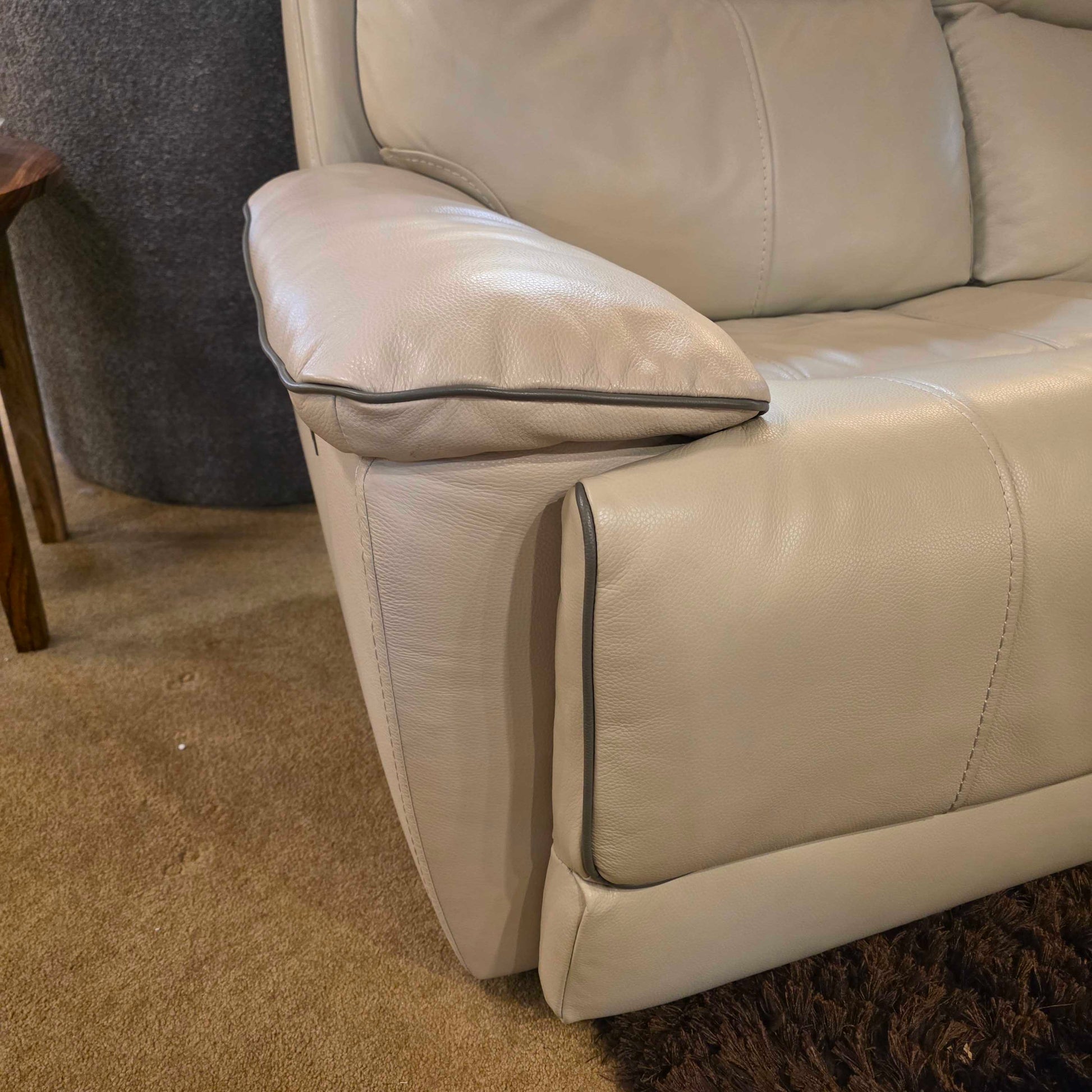 3 Seat Cream Leather Power Recliner Sofa U SOFAS