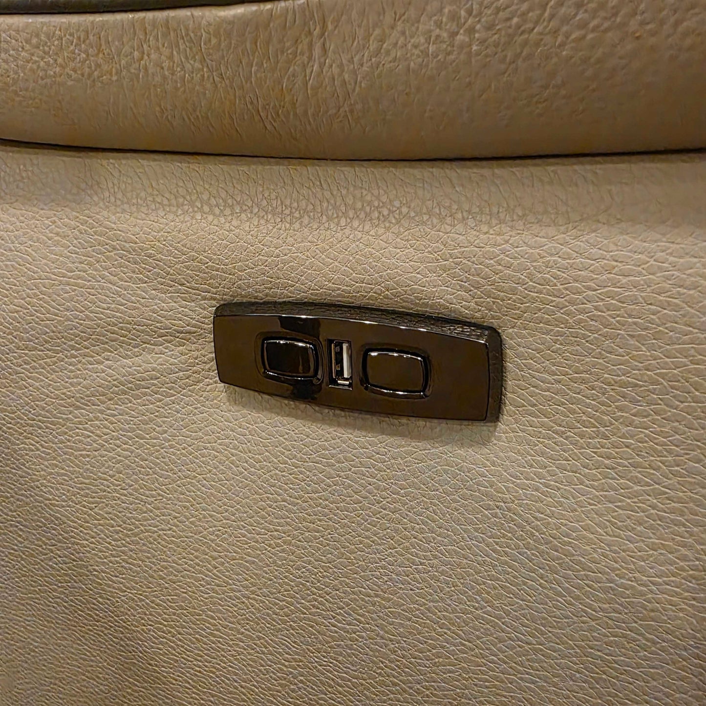3 Seat Cream Leather Power Recliner Sofa U SOFAS