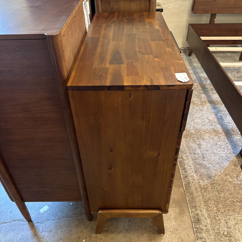 Scandi-Retro Chest