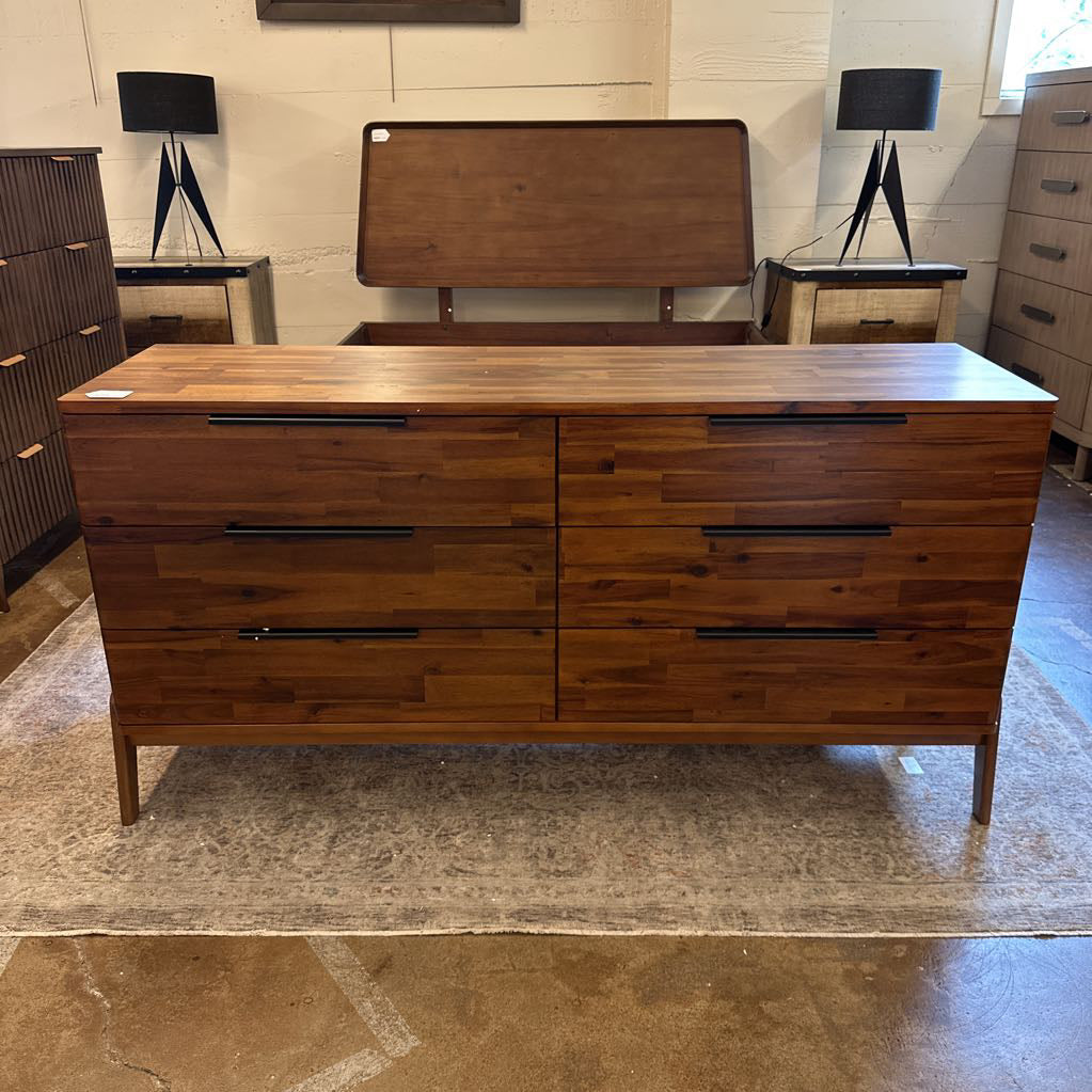 Scandi-Retro Dresser
