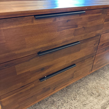 Scandi-Retro Dresser
