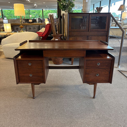 MC Hooker Walnut Executive Desk