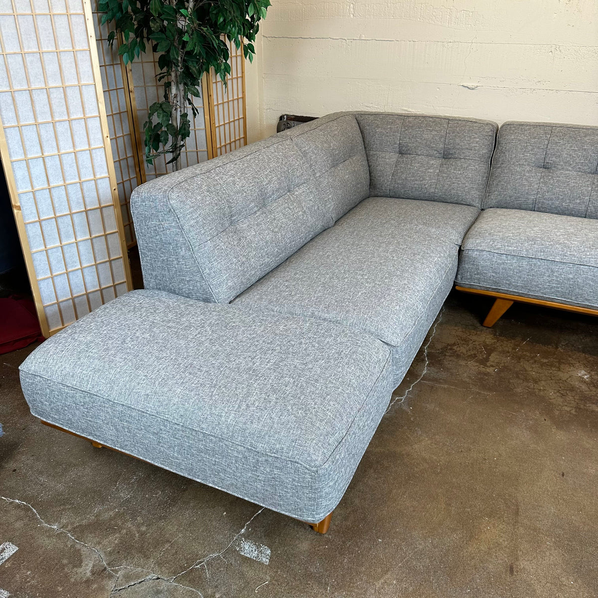 Odense Silver LAF Sectional