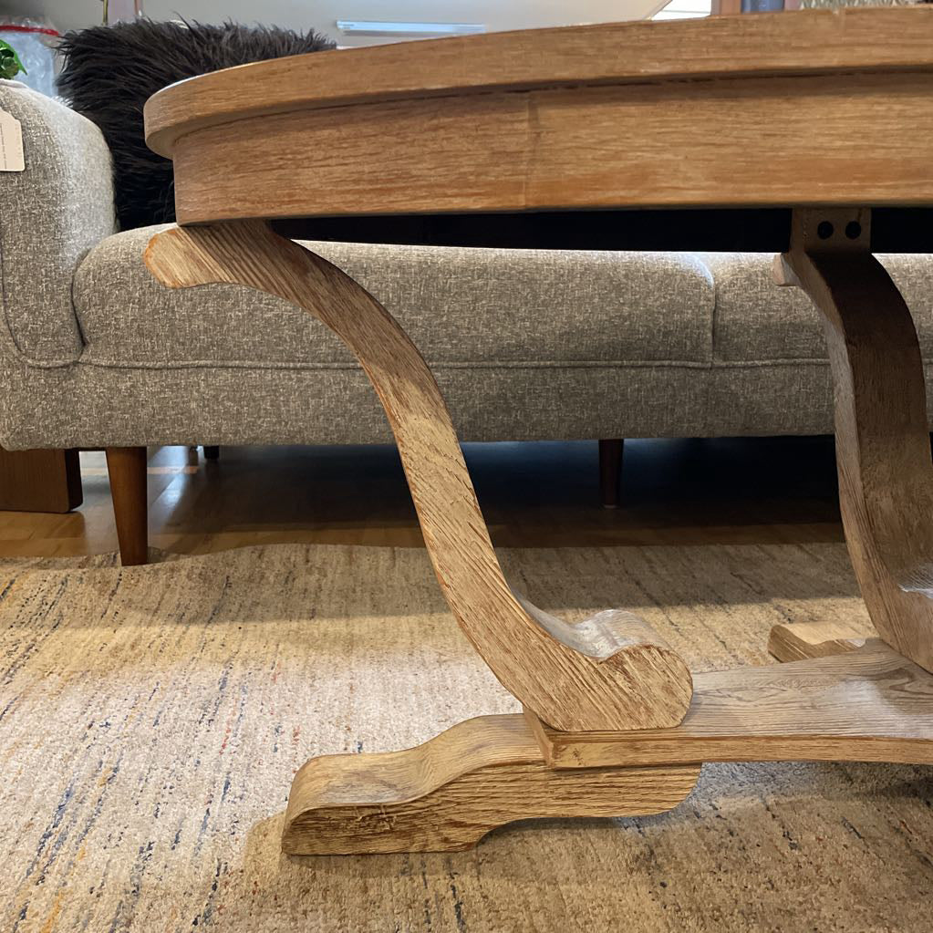 Farmhouse Oval Curved Leg Coffee Table