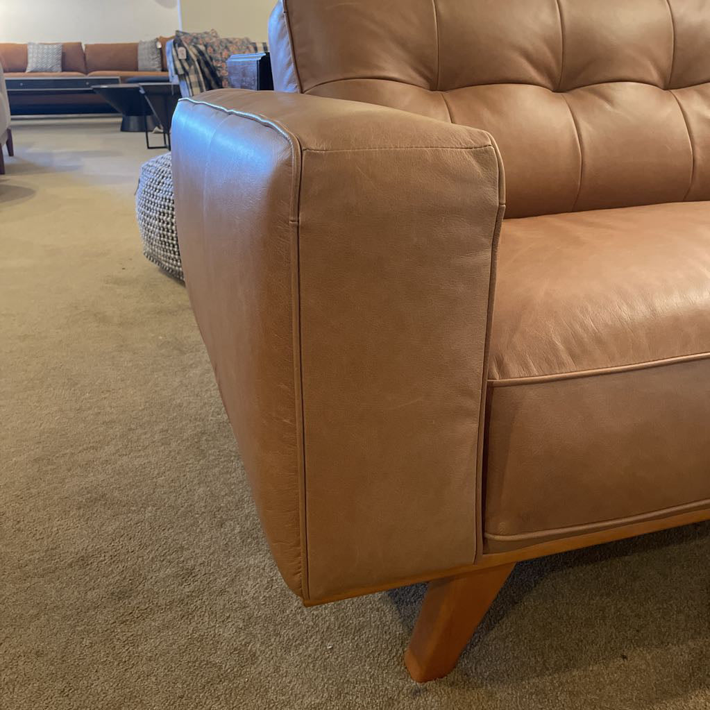 Odense Caramel Leather Sofa U SOFAS