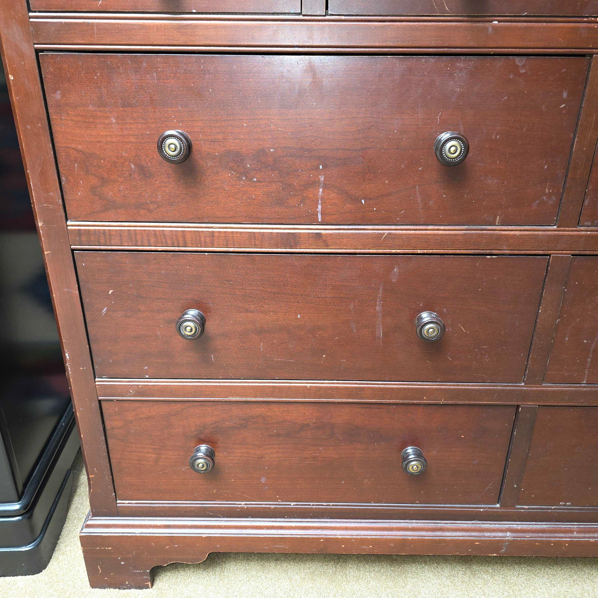 Mid-height Dark Wood 9 Drawer Dresser