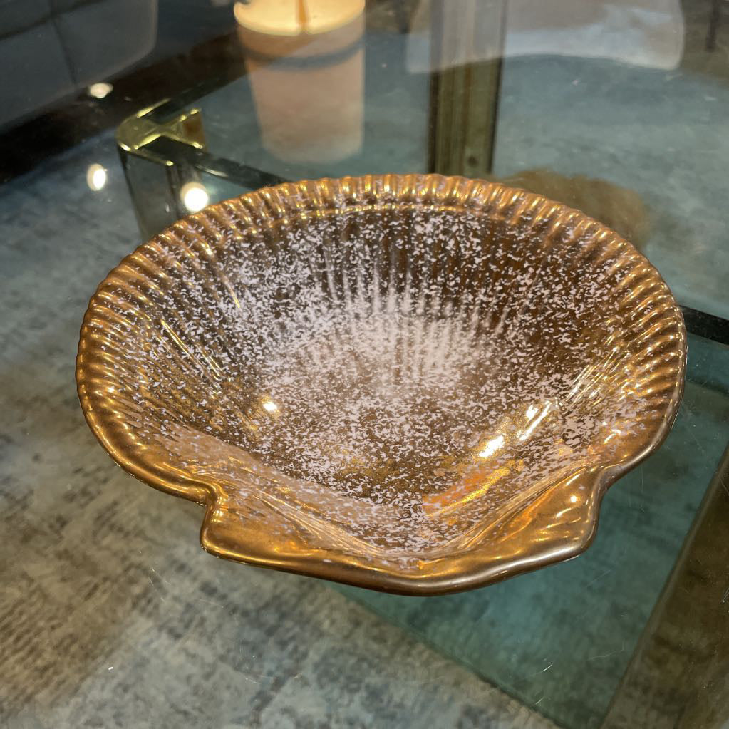 Gold & White Shell Plate