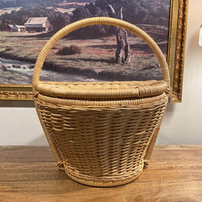 Round Beige Picnic Basket with Handle SMALLS