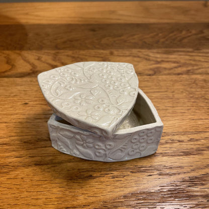Tringular Ceramic Trinket Box with Berry & Vine Motif SMALLS