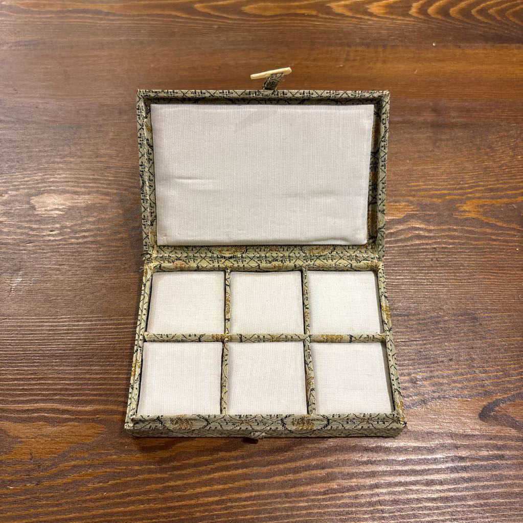 Bamboo Color Chinese Jewelry Box