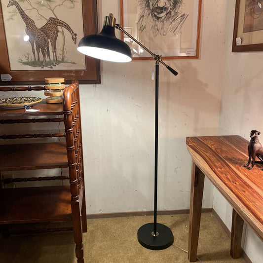 Black Industrial Style Pivoting Floor Lamp LAMPS