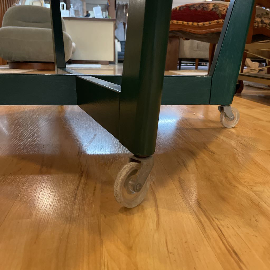 Removeable Veneer Top with Green Base Rolling Table