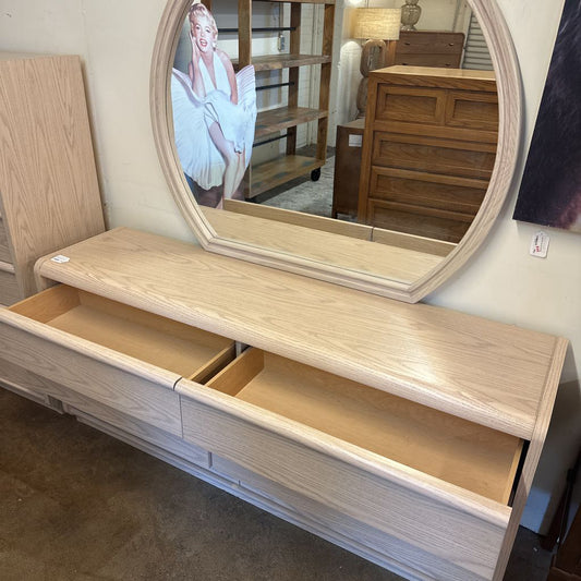 Pale Ashe Lowboy /w Mirror C LOWBOYS