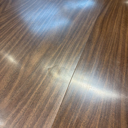 MC Nordia Round Dining Table w/ 2 Leafs