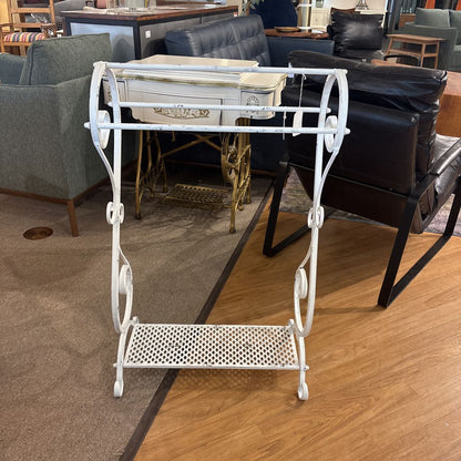 White Curved Iron Towel Rack
