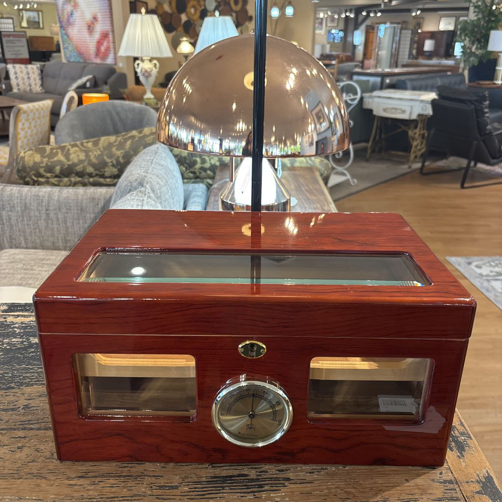 Lacquered Walnut Humidor