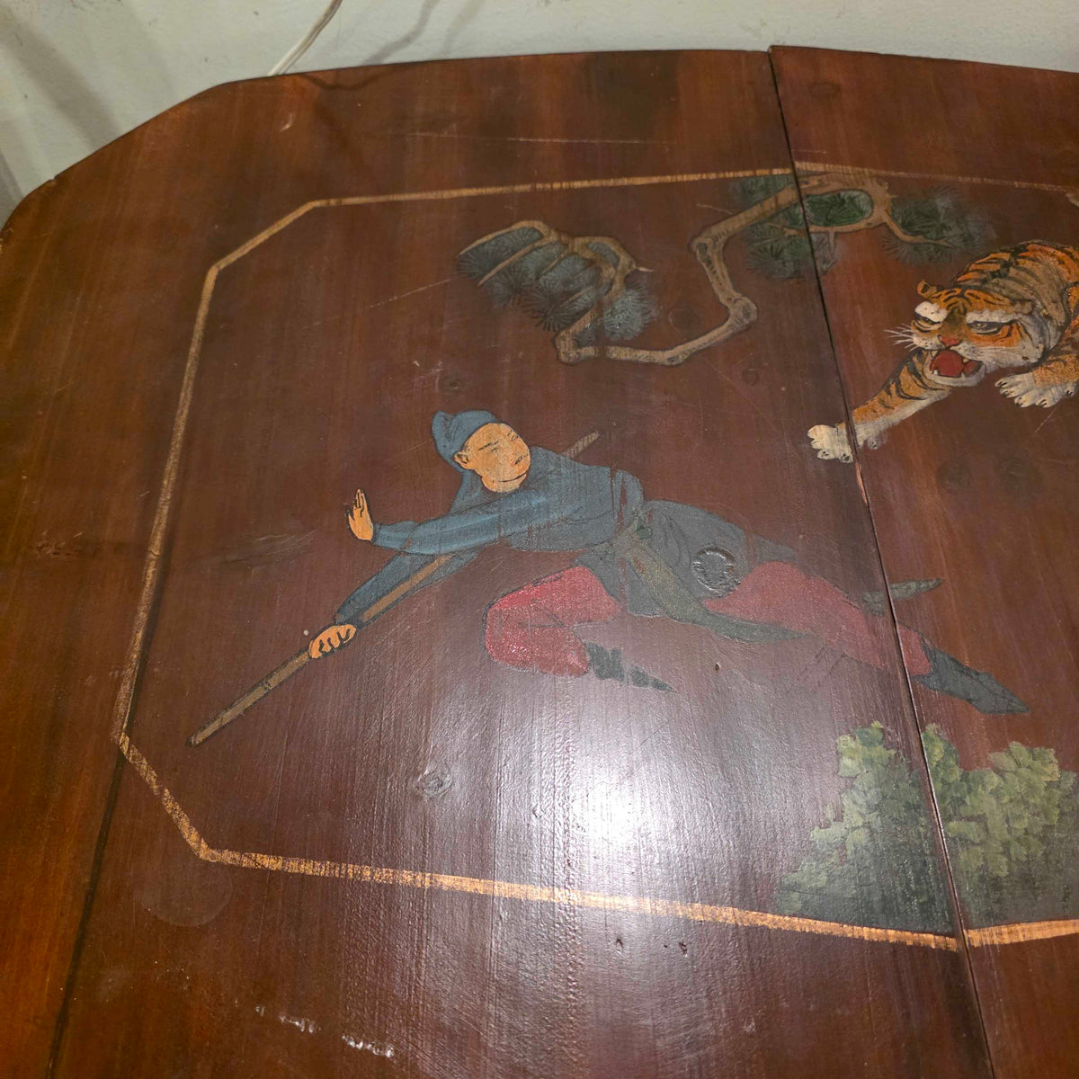 Chinese Hand Painted Decorative Tub