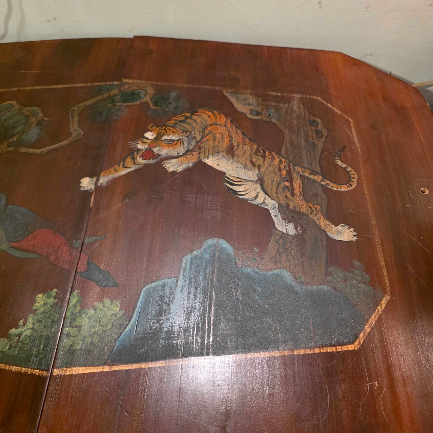 Chinese Hand Painted Decorative Tub