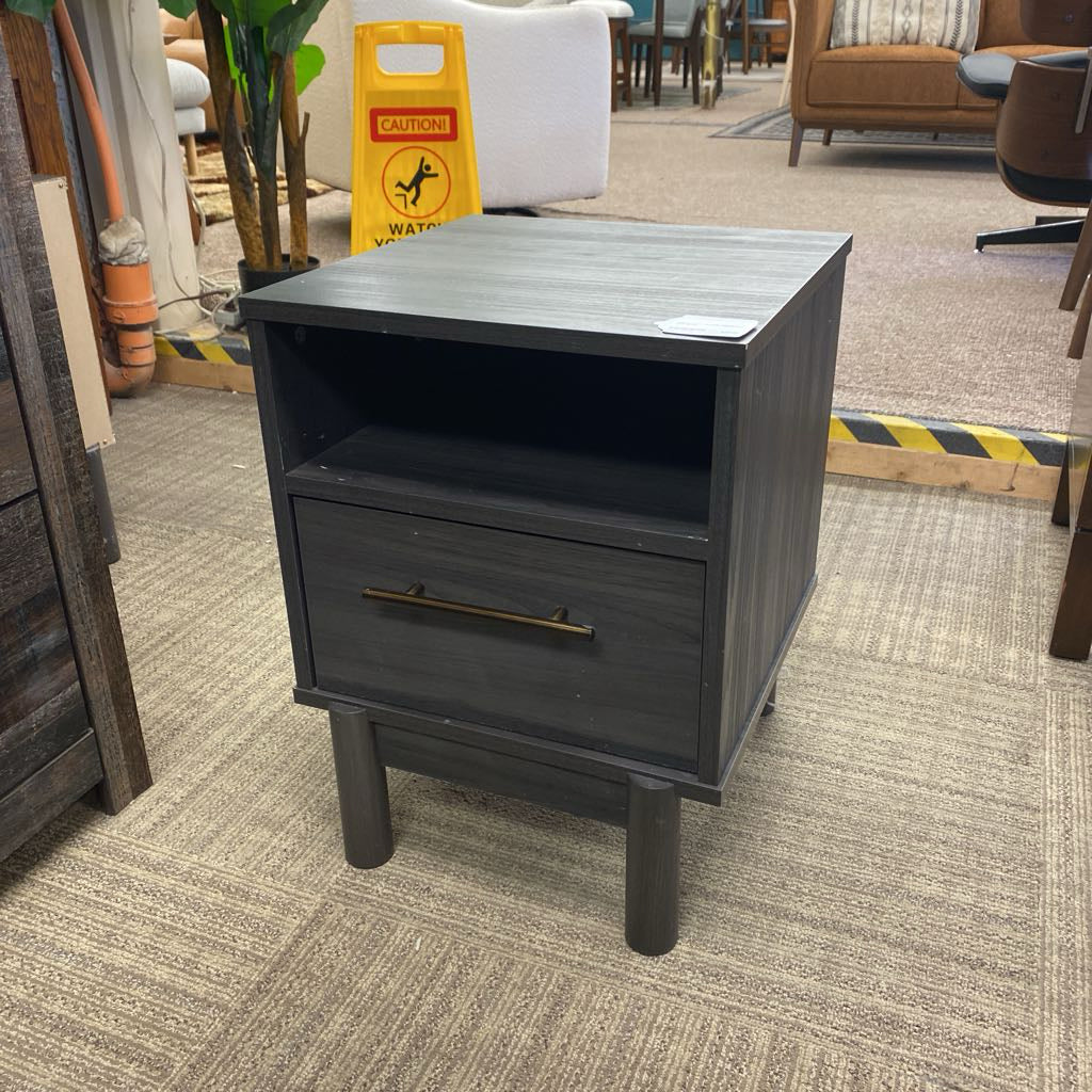 Charcoal One Drawer Nightstand (AS IS) C NIGHTSTANDS