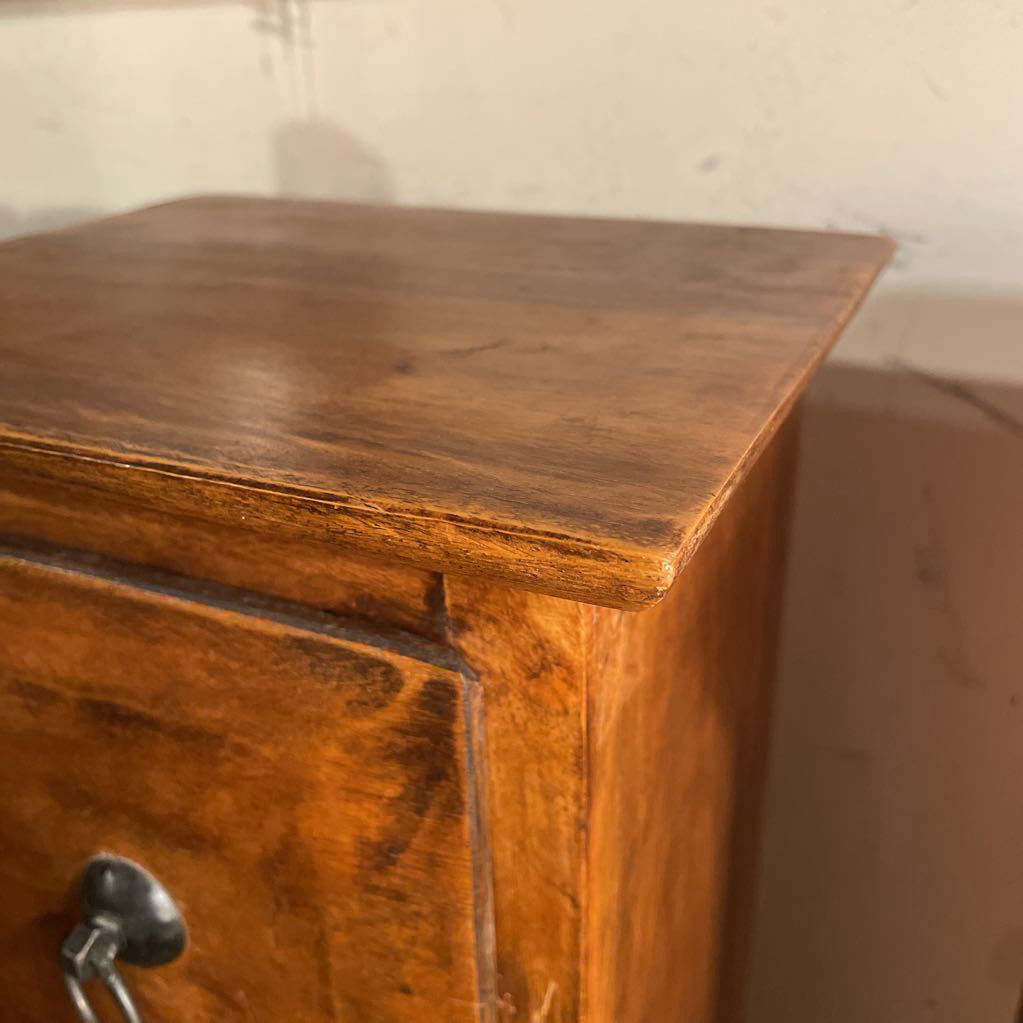 Five Drawer Skinny Chest C CABINETS