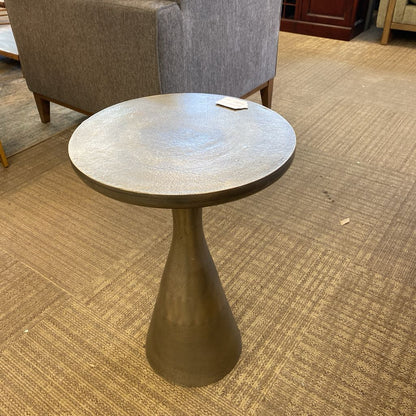 Modern Metal Pedestal Base Side Table C SIDE TABLES