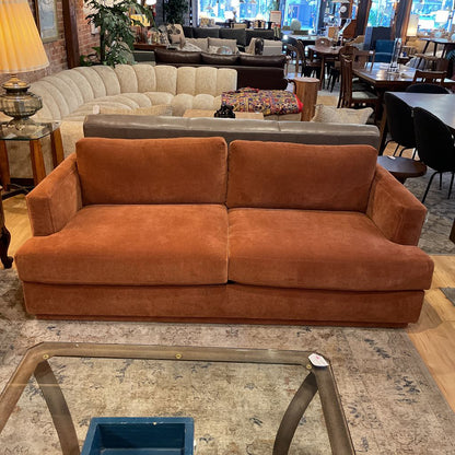 Becker Rust Sofa U SOFAS