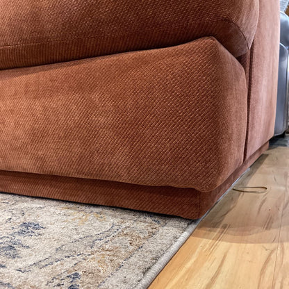 Becker Rust Sofa U SOFAS