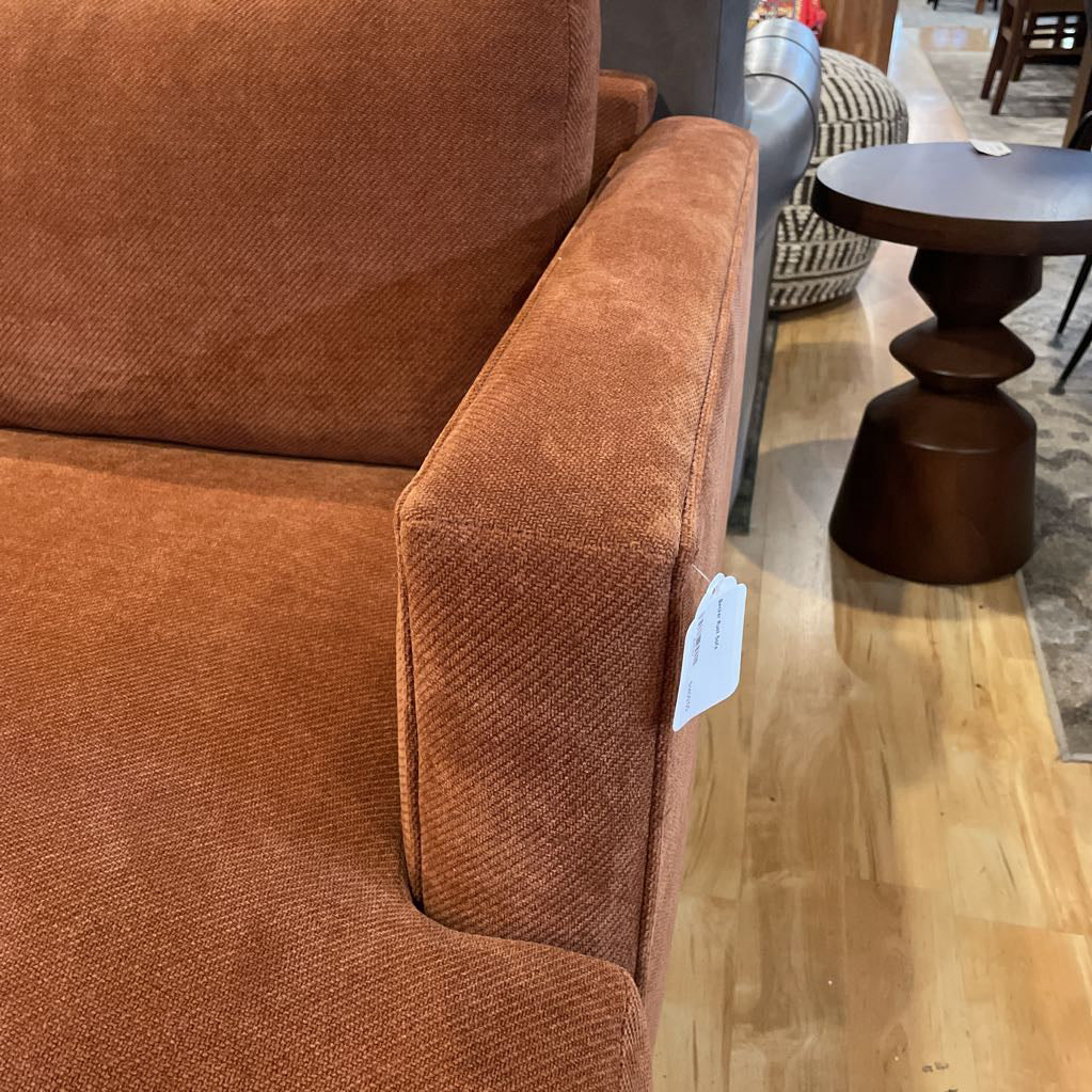 Becker Rust Sofa U SOFAS