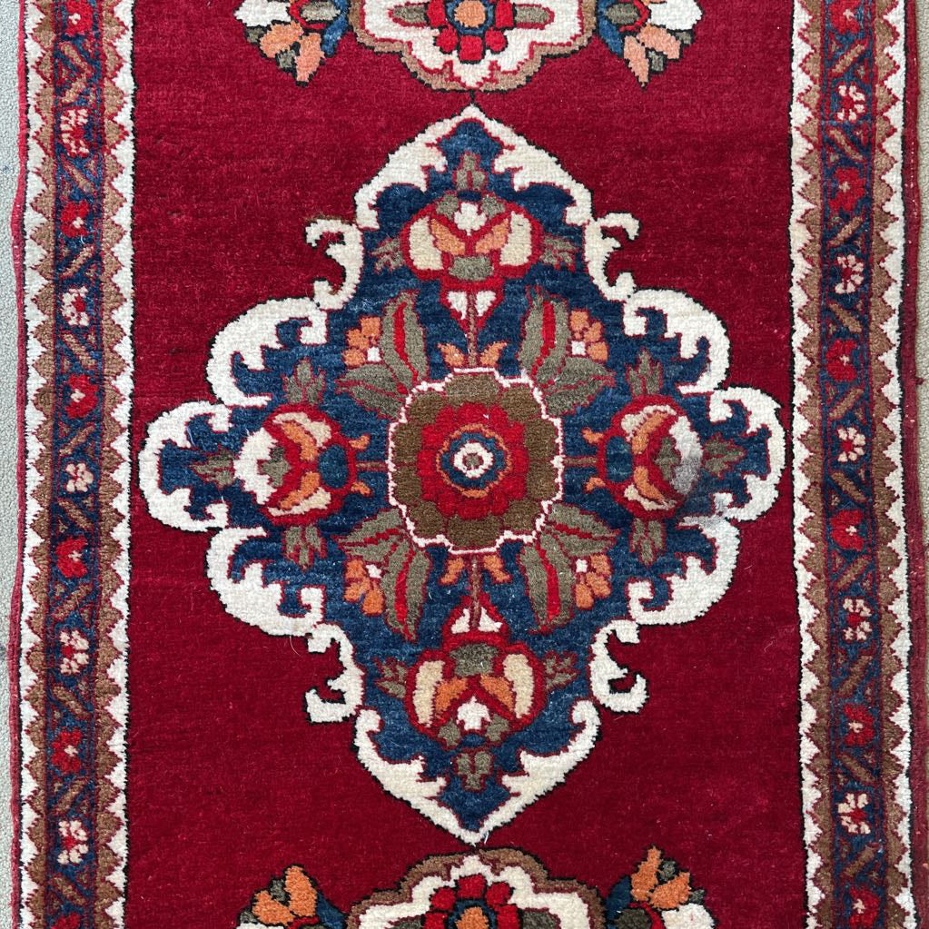 2.5 x 3.6 1940s Persian Bijan Rug RUGS