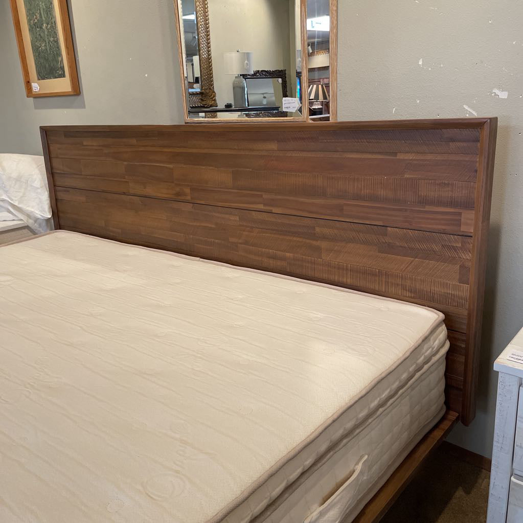 Brushed Pecan King Bed Frame C BED FRAMES