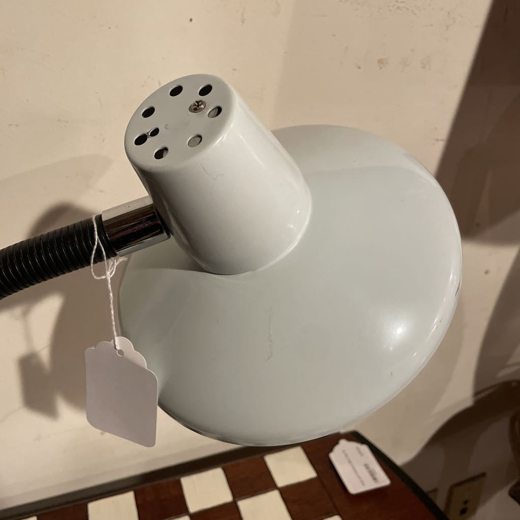 White Enamel Desk Lamp with Bendy Neck LAMPS