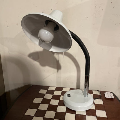 White Enamel Desk Lamp with Bendy Neck LAMPS