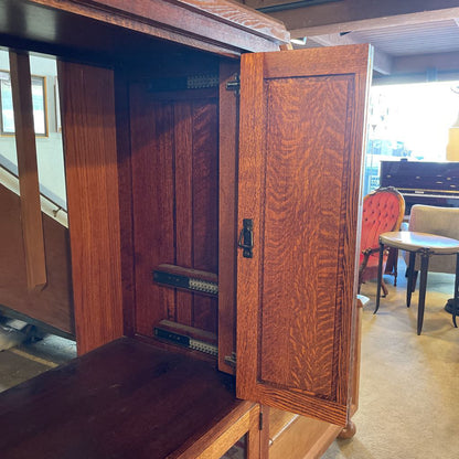 Oak Folding Door TV Cabinet