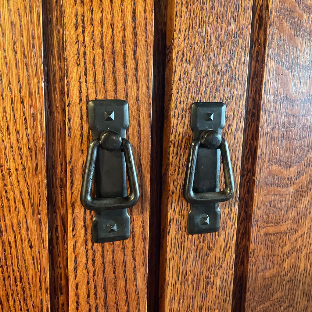 Oak Folding Door TV Cabinet