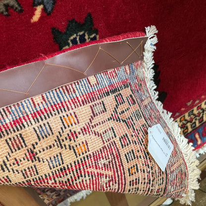 4.9 x 6.7 Sirjan Hand Knotted Rug