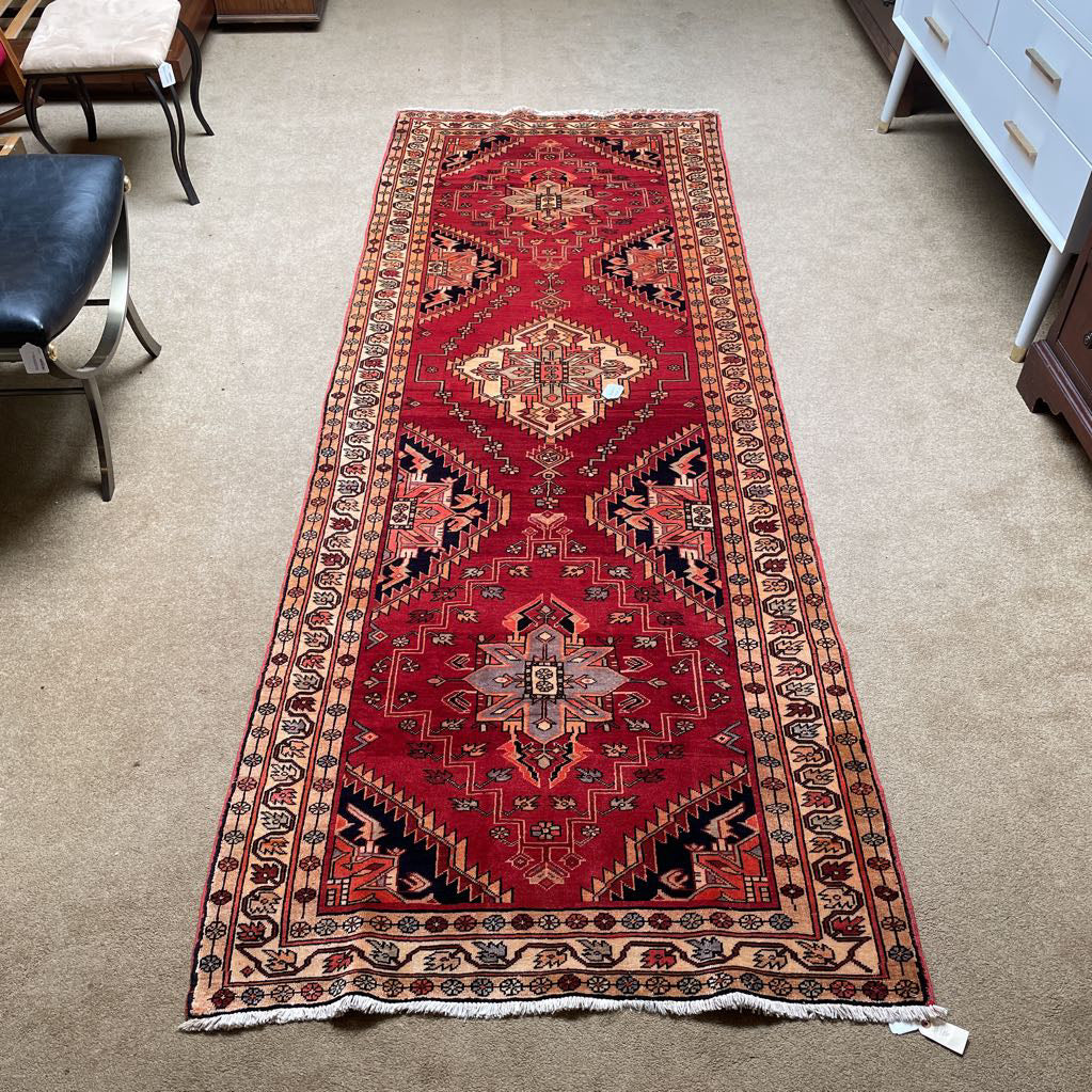1930s 3.9 x 10.3 Heriz Hand Knotted Rug