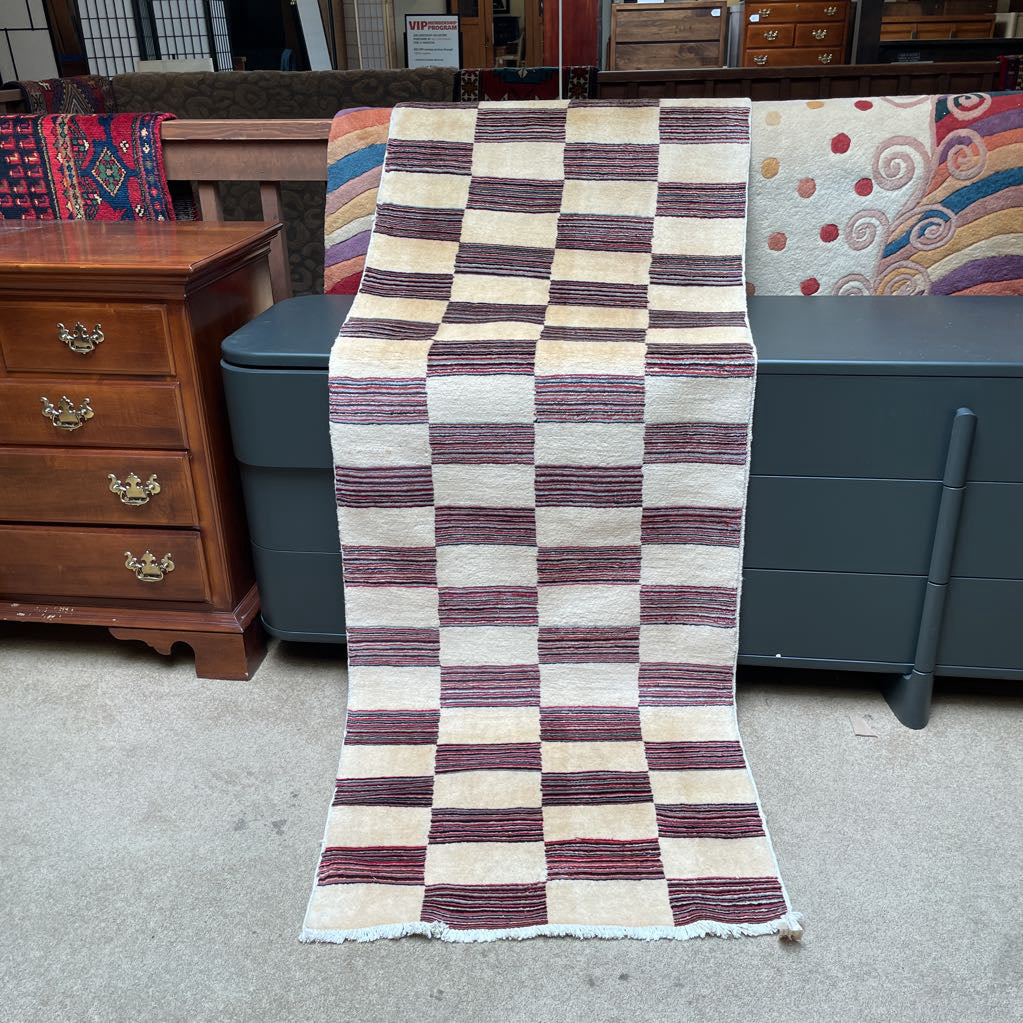 2.7 x 7.9 Zigler Gabbeh Hand Knotted Wool Rug