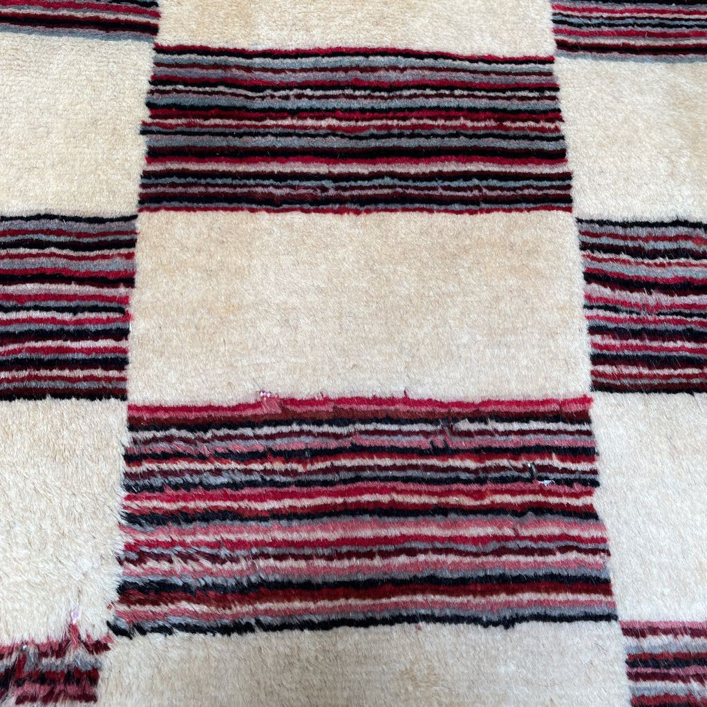 2.7 x 7.9 Zigler Gabbeh Hand Knotted Wool Rug