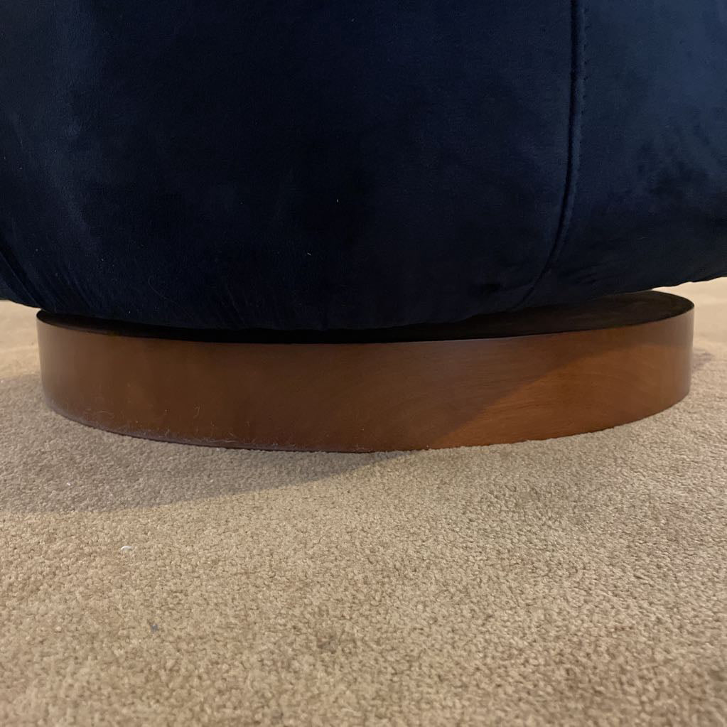 Matapi Navy Accent Chair U ACCENT CHAIRS