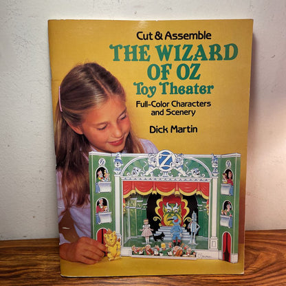 Vintage Wizard of Oz Toy Theater Book